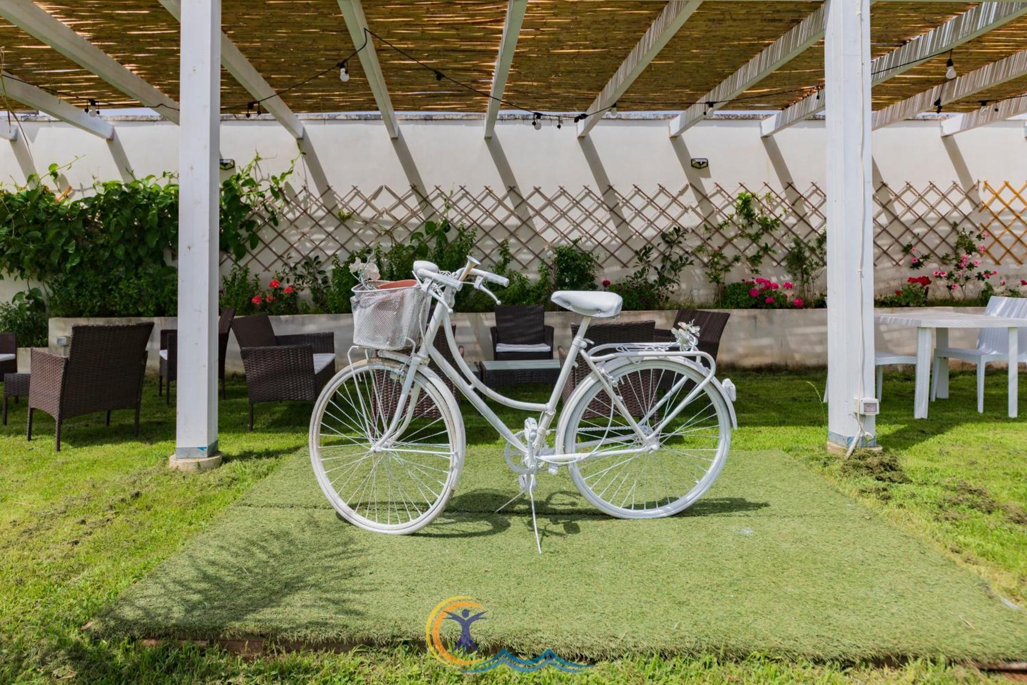 Villa Leonardo San Foca - Room, Pool & Restaurant Экстерьер фото